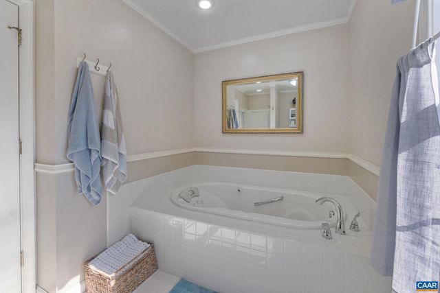 70 RIVERSIDE DR, Palmyra, VA 22963