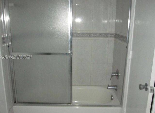 11780 SW 18th St 423-2, Miami, FL 33175