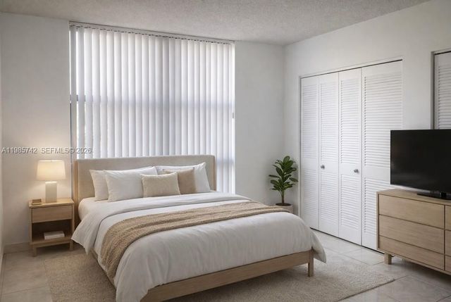 11780 SW 18th St 423-2, Miami, FL 33175