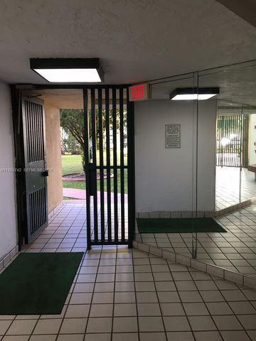 11780 SW 18th St 423-2, Miami, FL 33175