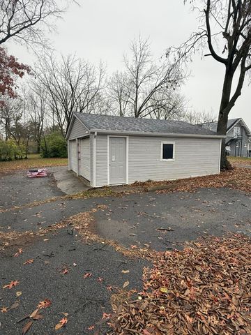 1501 Versailles Road, Lexington, KY 40504