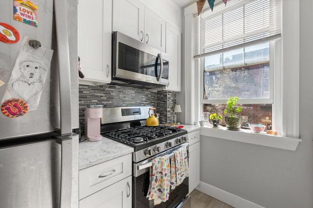 282 Newbury 6, Boston, MA 02116