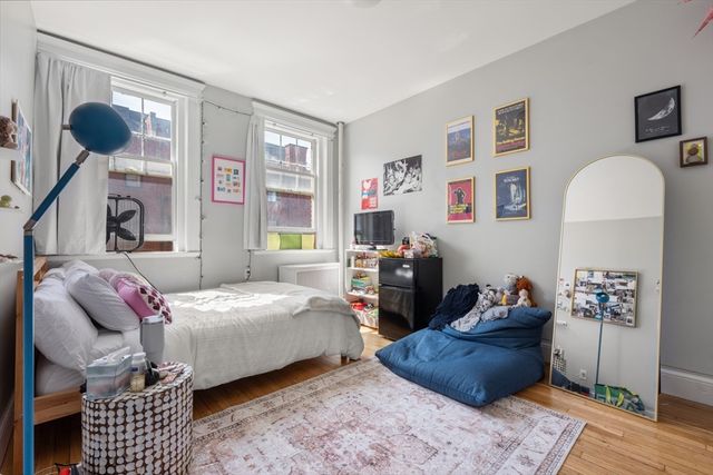 282 Newbury 6, Boston, MA 02116