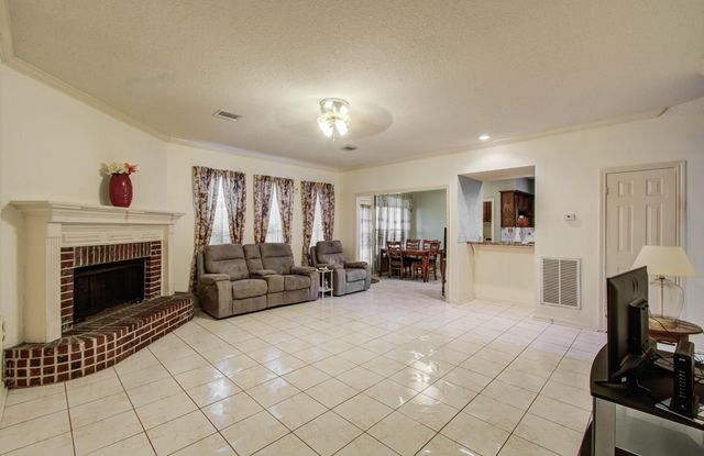 211 Squires Bend, Stafford, TX 77477