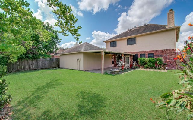 211 Squires Bend, Stafford, TX 77477