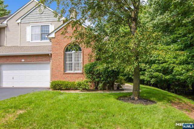 8 Clements Court C0068, Roseland, NJ 07068