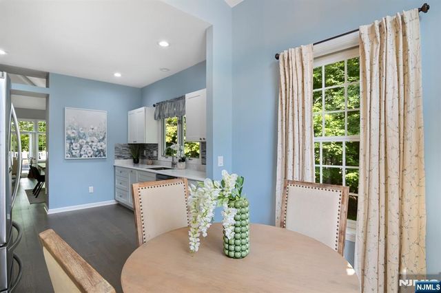 8 Clements Court C0068, Roseland, NJ 07068