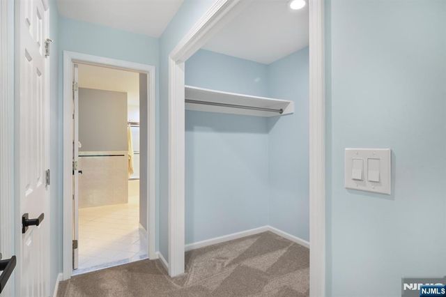 8 Clements Court C0068, Roseland, NJ 07068