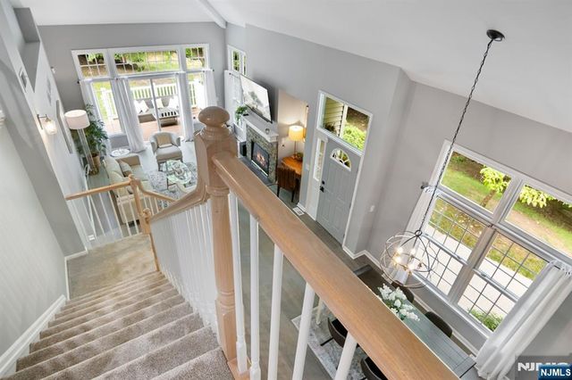 8 Clements Court C0068, Roseland, NJ 07068