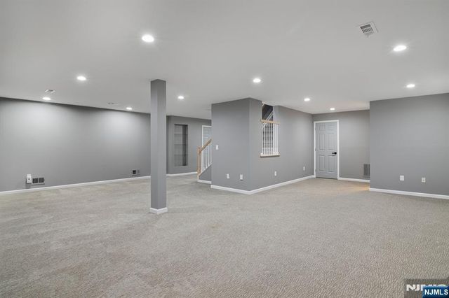 8 Clements Court C0068, Roseland, NJ 07068
