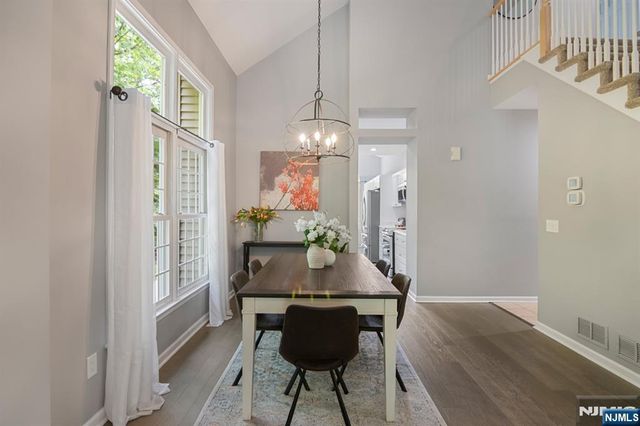 8 Clements Court C0068, Roseland, NJ 07068
