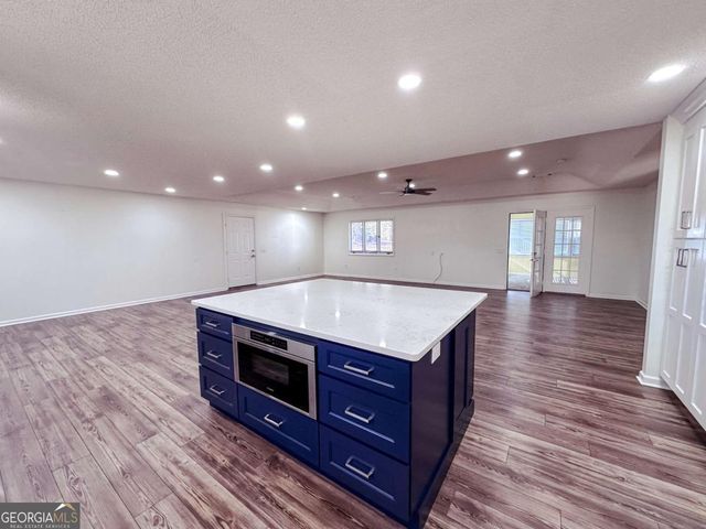 221 Collins Street, Lyons, GA 30436