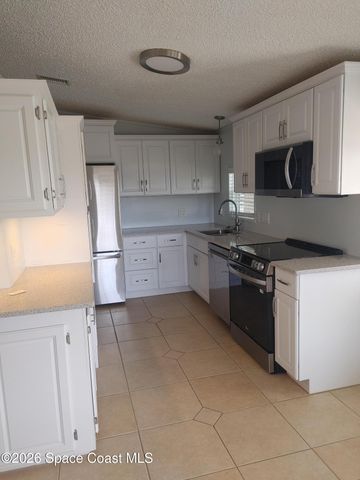 7629 Chasta Road, Micco, FL 32976