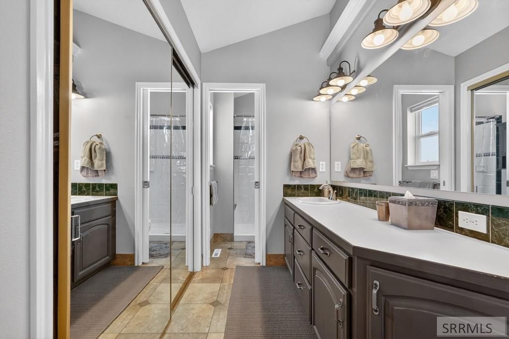 Image 21 of property listing at 1655 Bench Road, Pocatello, ID 83201