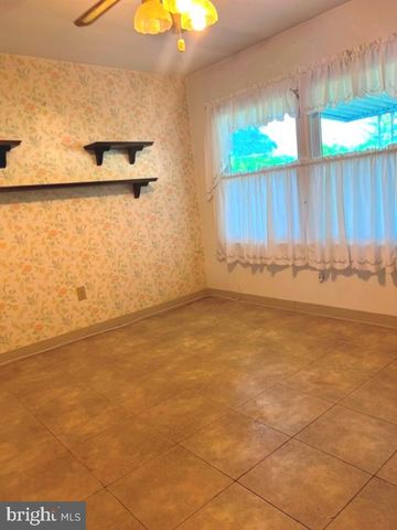 41 BARTLETT LN, Willingboro, NJ 08046