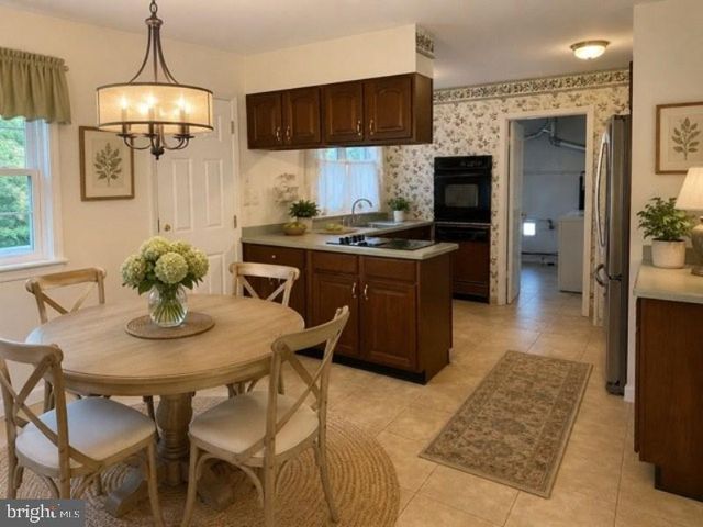 41 BARTLETT LN, Willingboro, NJ 08046