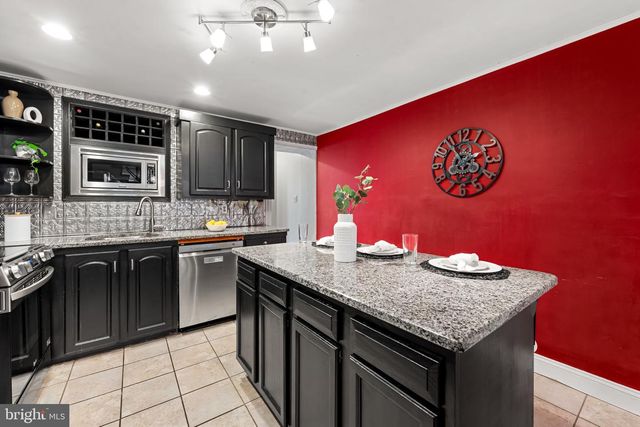 712 S EAST AVE, Baltimore, MD 21224