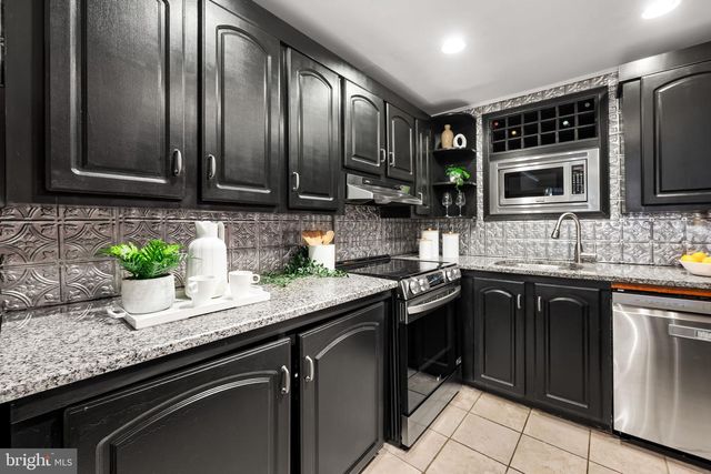 712 S EAST AVE, Baltimore, MD 21224