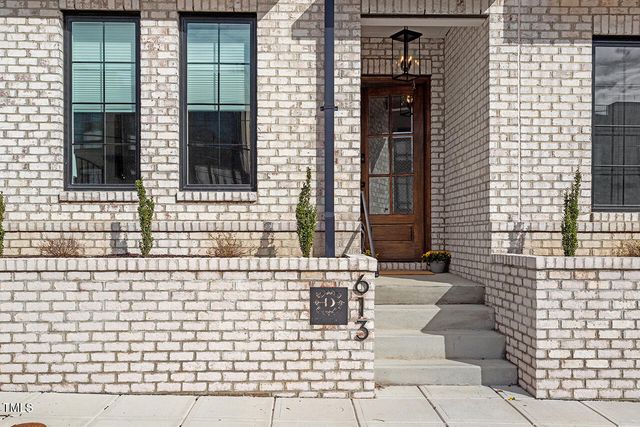 613 S West Street, Raleigh, NC 27601