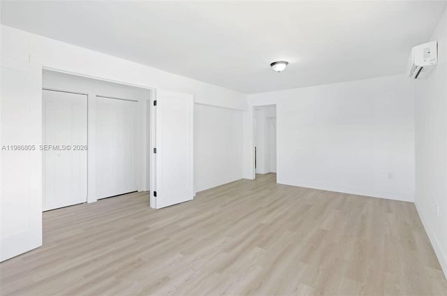 1061 NW 87th St, Miami, FL 33150