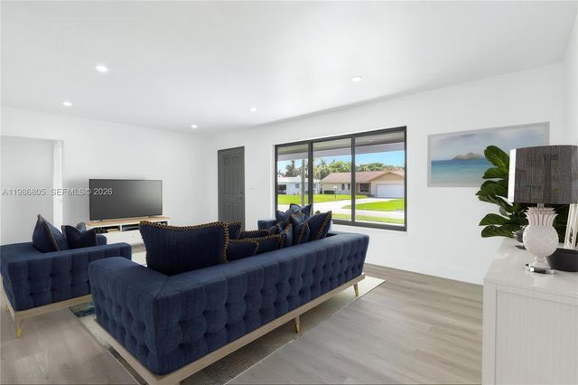 1061 NW 87th St, Miami, FL 33150