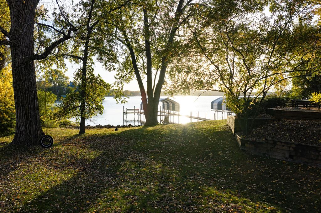 2626 Crosby Road, Minnetonka, MN 55391 — photo 4