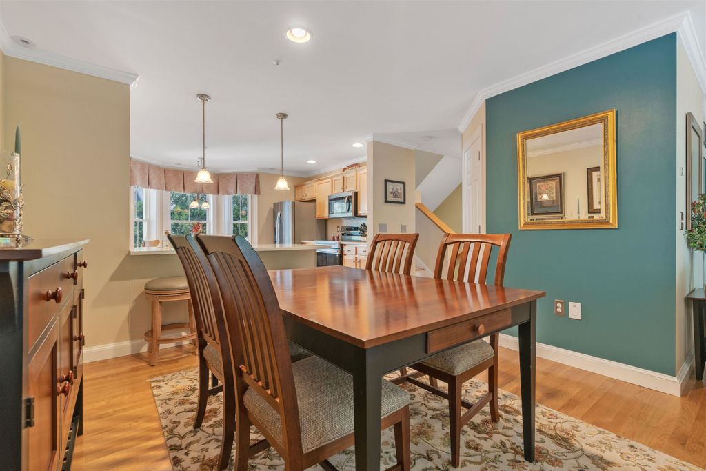 Image 19 of property listing at 243 Drakeside Rd Unit 4, Hampton, NH 03842