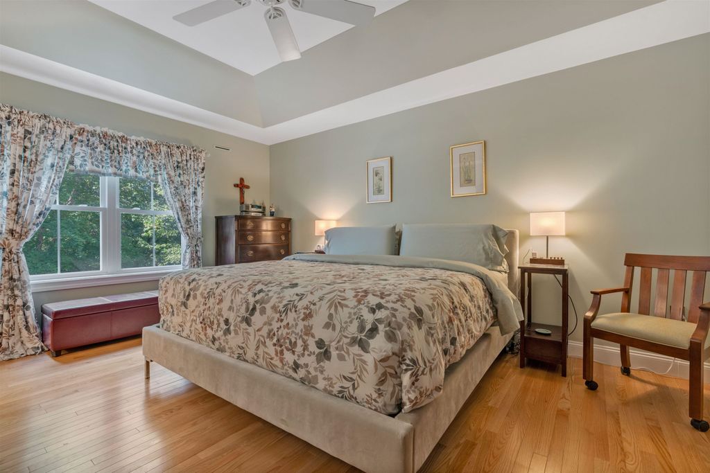 Image 21 of property listing at 243 Drakeside Rd Unit 4, Hampton, NH 03842