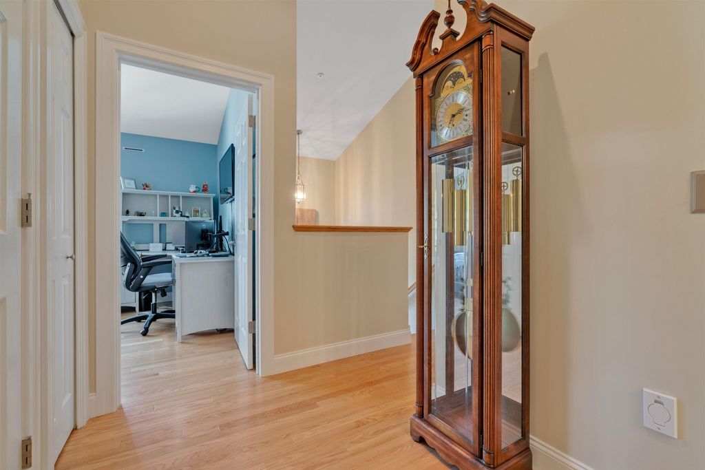 Image 24 of property listing at 243 Drakeside Rd Unit 4, Hampton, NH 03842