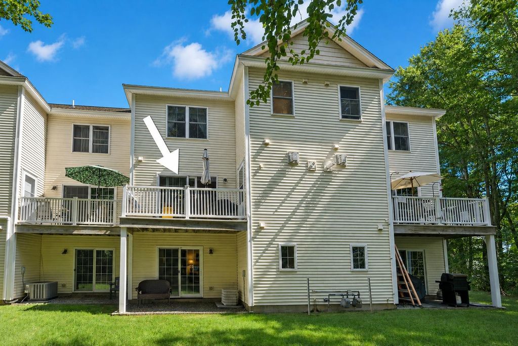 Image 26 of property listing at 243 Drakeside Rd Unit 4, Hampton, NH 03842