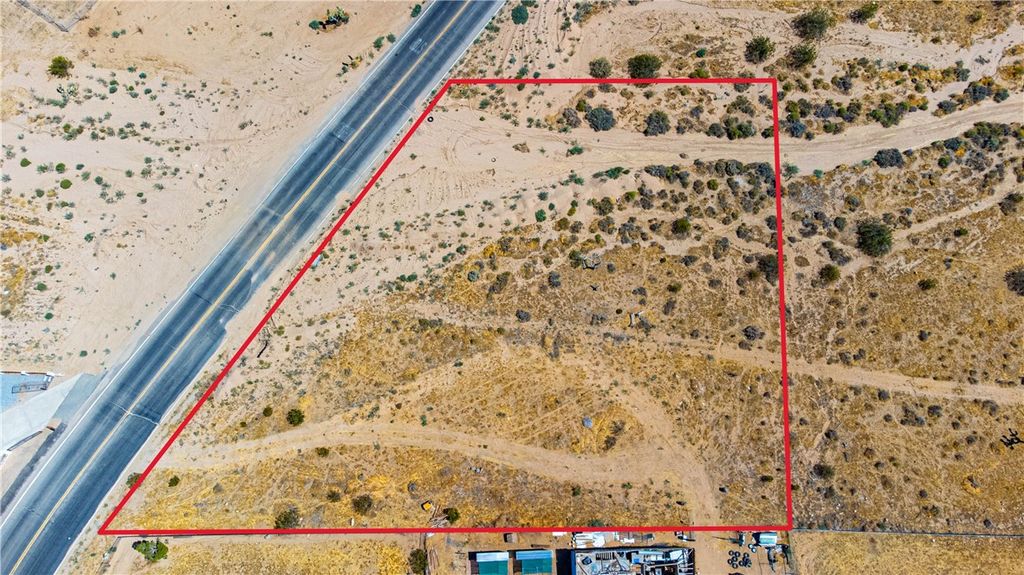 Image 1 of property listing at 10656 Choiceana, Hesperia, CA 92345