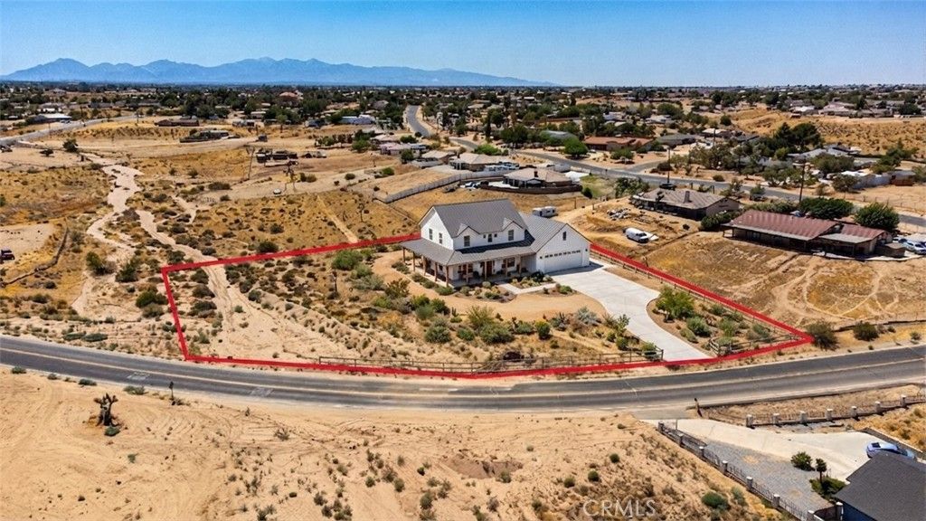 Image 22 of property listing at 10656 Choiceana, Hesperia, CA 92345