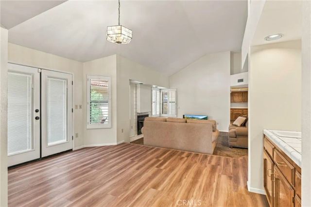 8012 Chaucer Street, Bakersfield, CA 93311