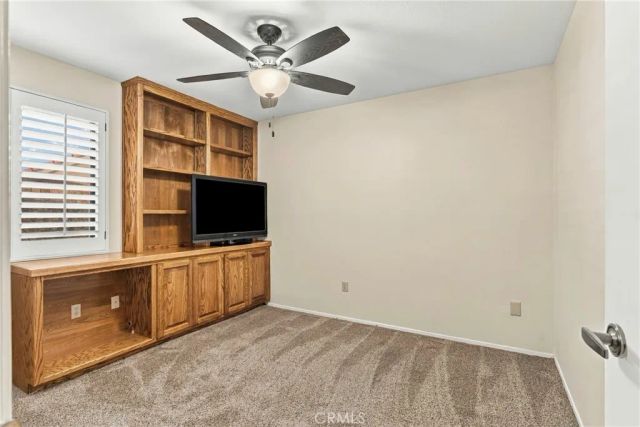 8012 Chaucer Street, Bakersfield, CA 93311