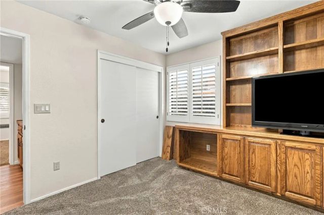 8012 Chaucer Street, Bakersfield, CA 93311
