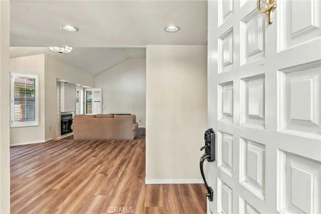 8012 Chaucer Street, Bakersfield, CA 93311