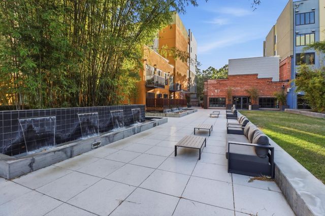 88 Bush Street 2123, San Jose, CA 95126
