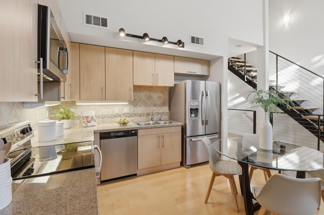 88 Bush Street 2123, San Jose, CA 95126
