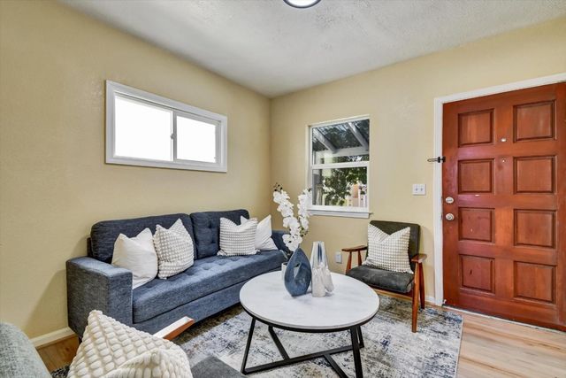 324 Holloway Avenue, San Francisco, CA 94112