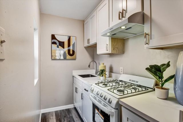 324 Holloway Avenue, San Francisco, CA 94112
