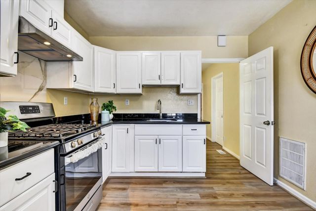 324 Holloway Avenue, San Francisco, CA 94112