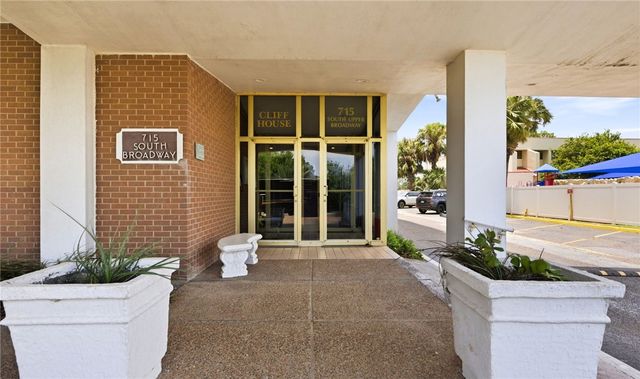 715 S Upper Broadway St 1402-1403, Corpus Christi, TX 78401