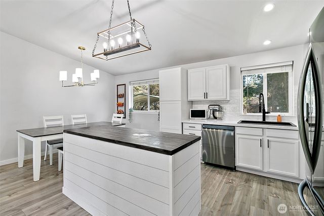 13009 Prairie Circle E, Bonney Lake, WA 98391