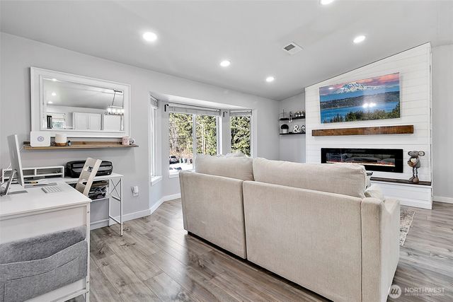 13009 Prairie Circle E, Bonney Lake, WA 98391