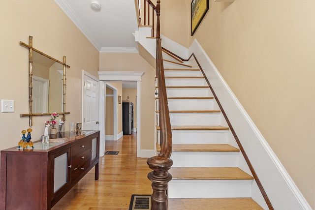 7 Washington, Somerville, MA 02143