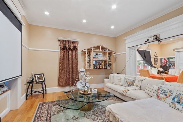 7 Washington, Somerville, MA 02143