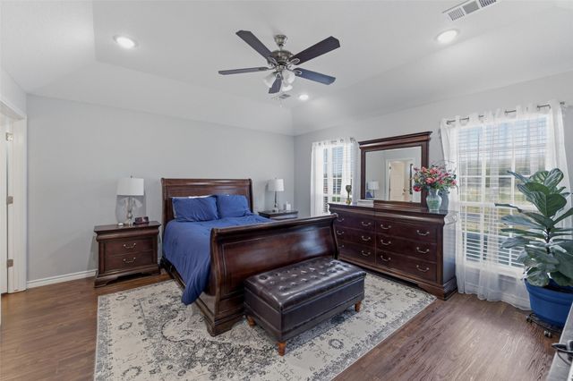 1006 High Point Drive, Mineral Wells, TX 76067