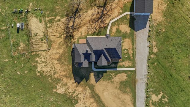 1006 High Point Drive, Mineral Wells, TX 76067