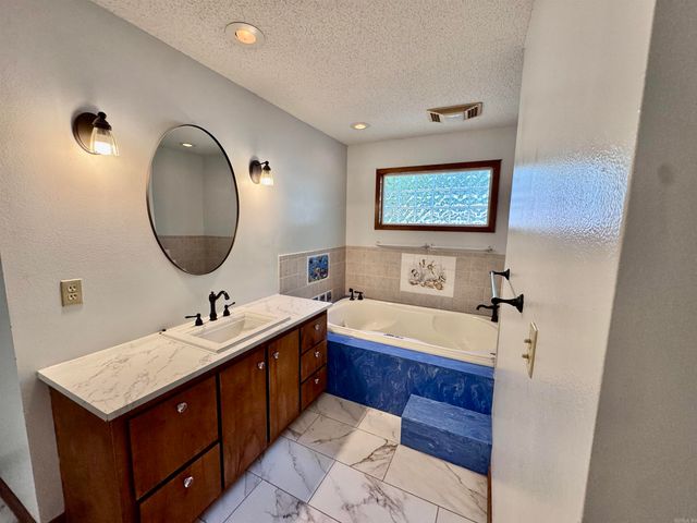 2507 Woodland Bluff Drive, Heber Springs, AR 72543