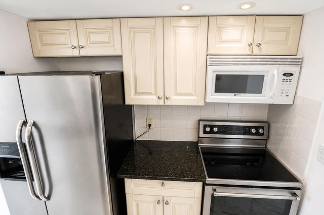 101 Briny Avenue 401, Pompano Beach, FL 33062